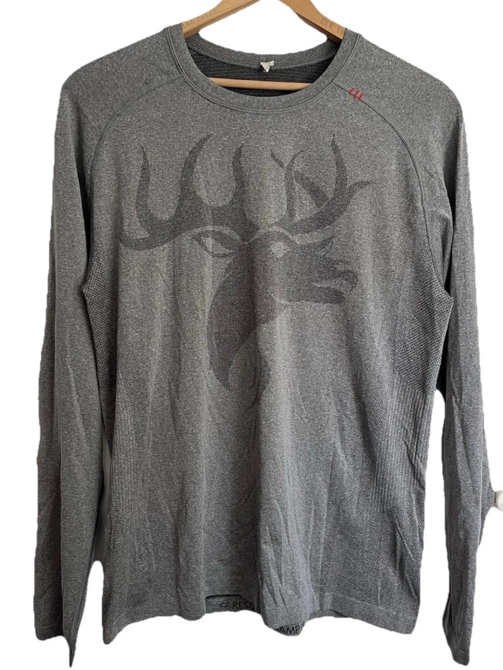 Lululemon Shirt Mens Large Gray Deer Buck Long Sleeve Metal Vent Tech Fitness